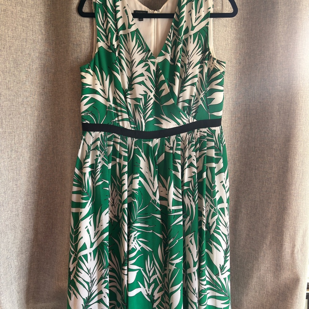 Talbots Green and White Leaf Print Midi Dress